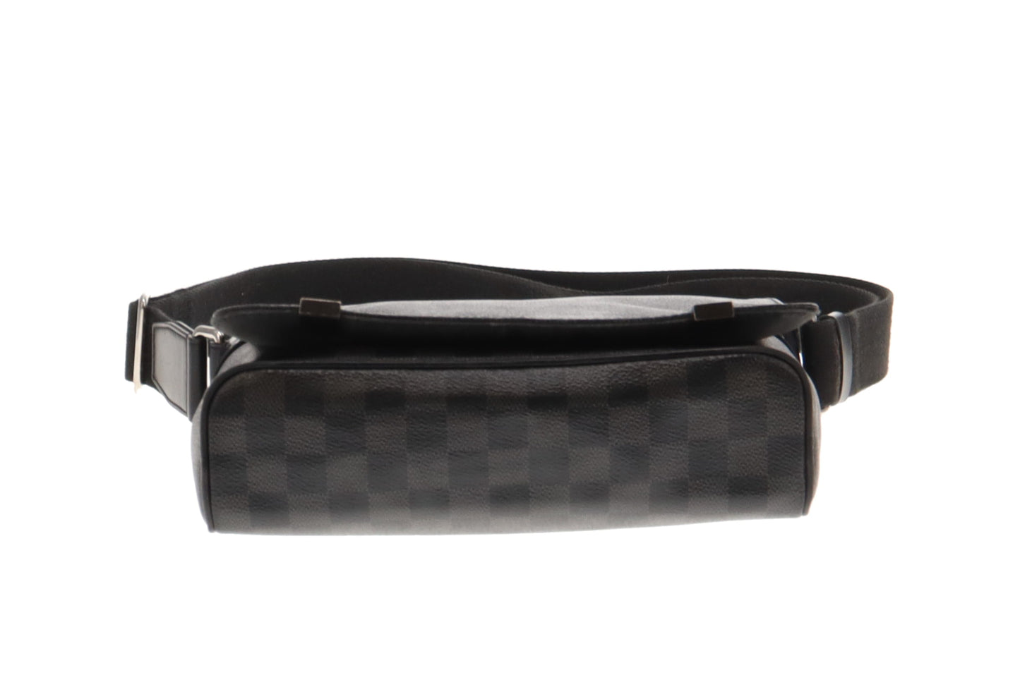 Louis Vuitton Damier Graphite District PM GI0187