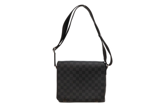 Louis Vuitton Damier Graphite District PM GI2157 (2017)