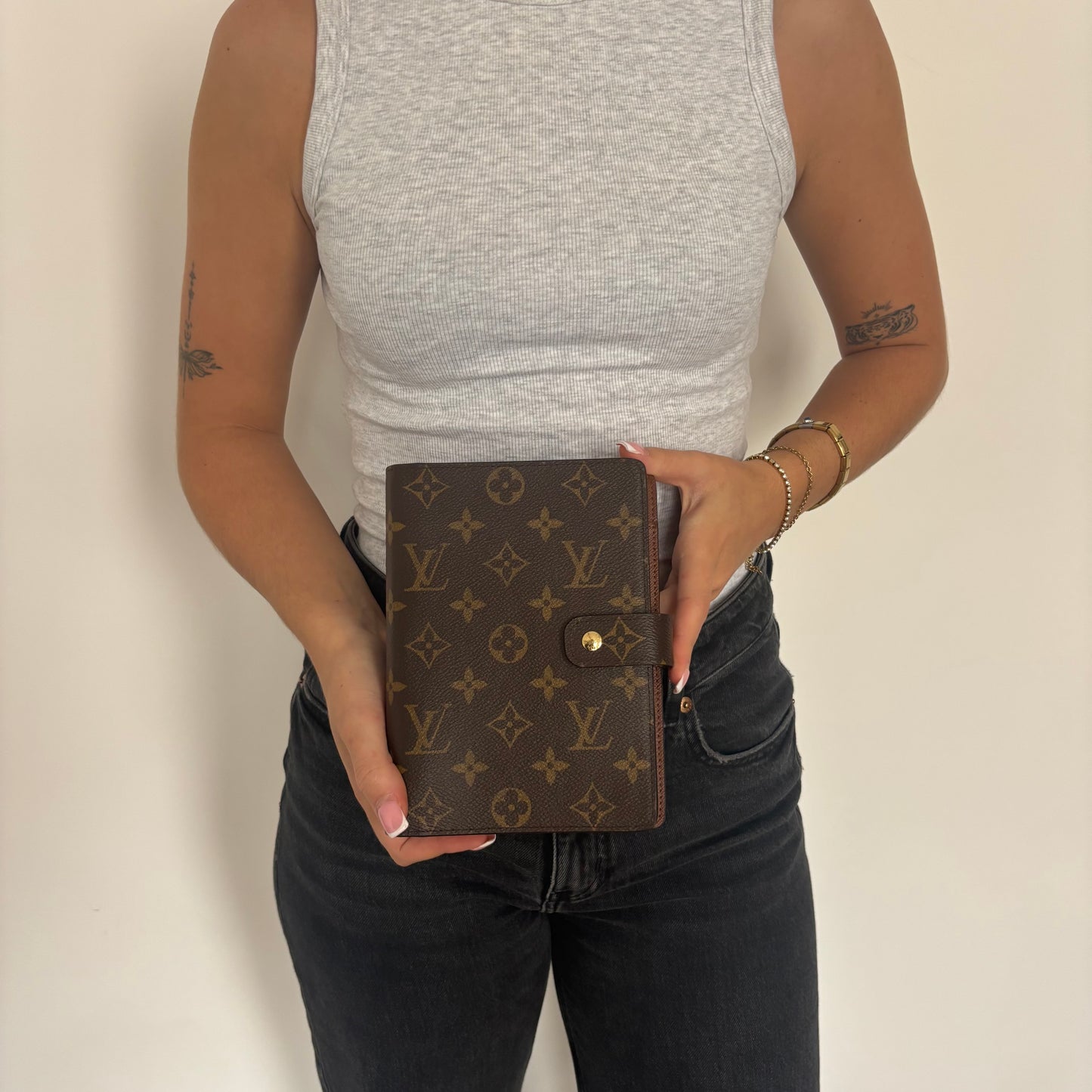 Louis Vuitton Agenda MM Monogram (NFID)