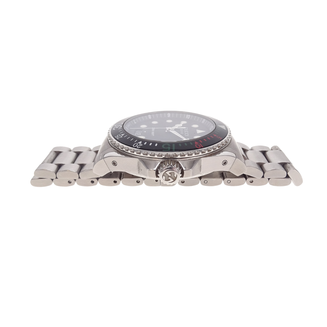 Gucci 136.2 Dive 45mm Quartz Movement Stainless Steel Watch