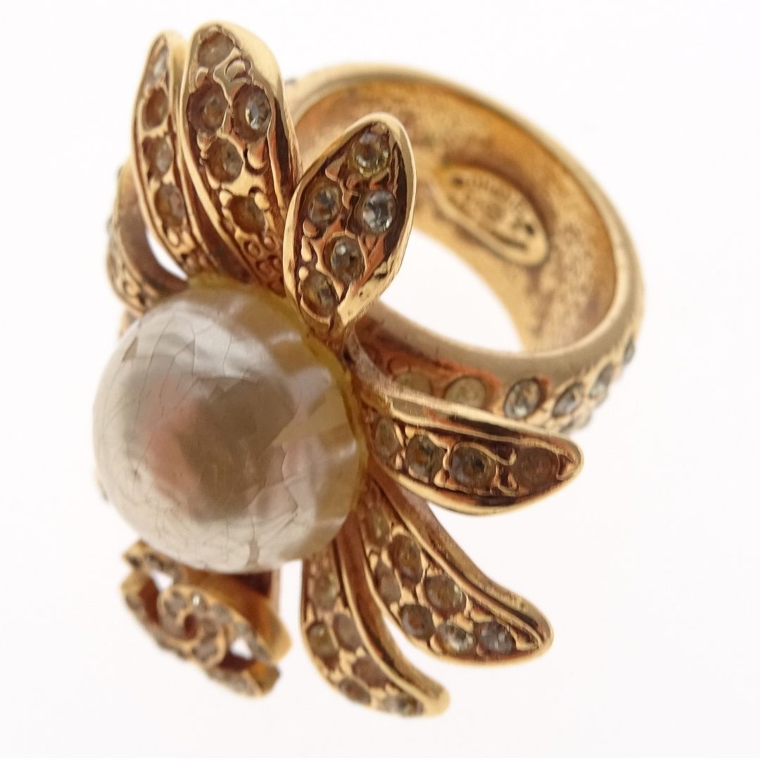 Chanel Cocktail Ring Goldtone With Costume Pearl & Strass Vintage 2005 Size 53