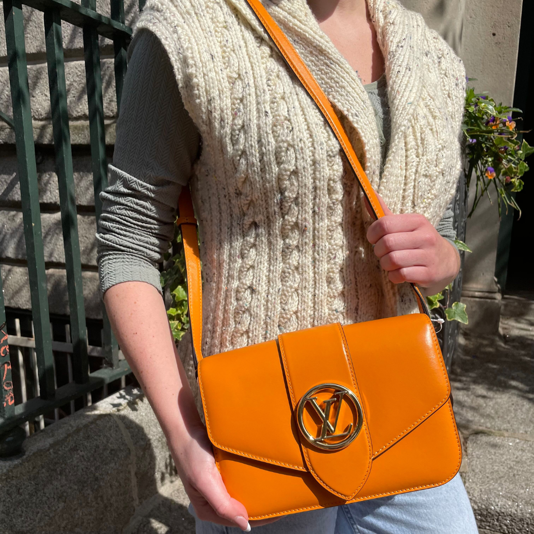 Louis Vuitton Pont 9 Summer Gold