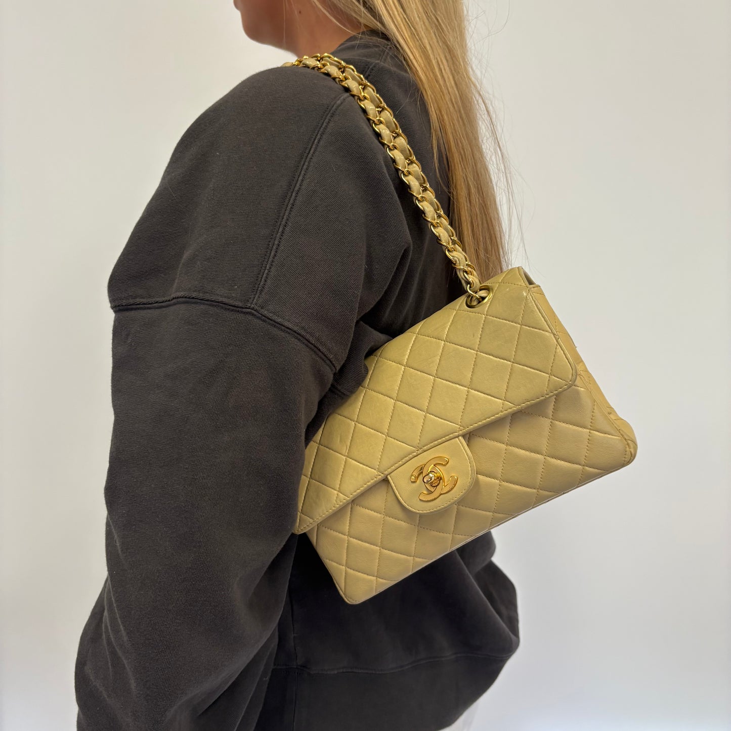 Chanel Double Sided Classic Flap In Beige Lambskin Leather And Gold Hardware Vintage 1996/97