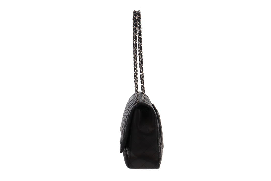 Chanel Black Lambskin Classic Maxi Single Flap 2009/10