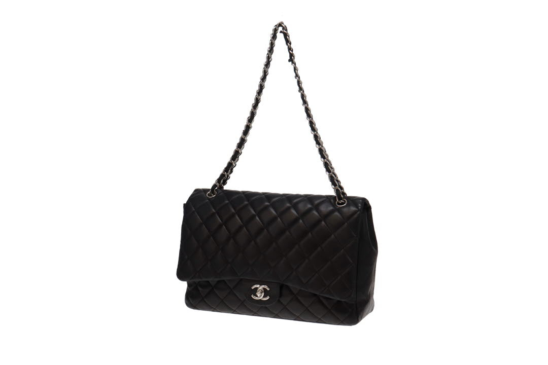 Chanel Black Lambskin Classic Maxi Single Flap 2009/10
