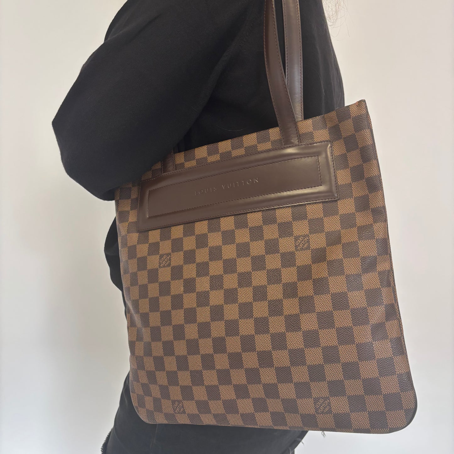 Louis Vuitton Clifton Damier Ebene Shoulder Bag AR0011