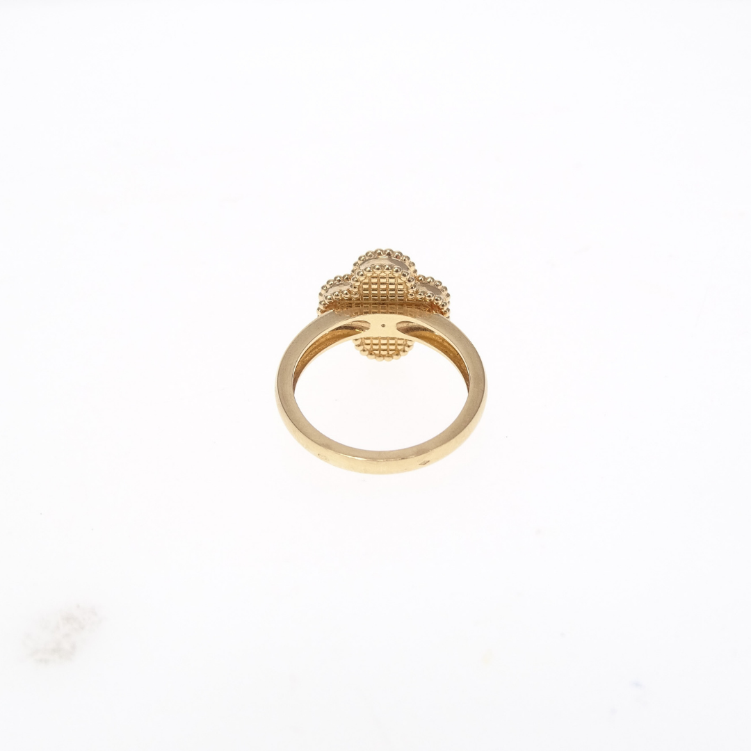Van Cleef & Arpels Vintage Alahambra Ring 18k Gold Size 56