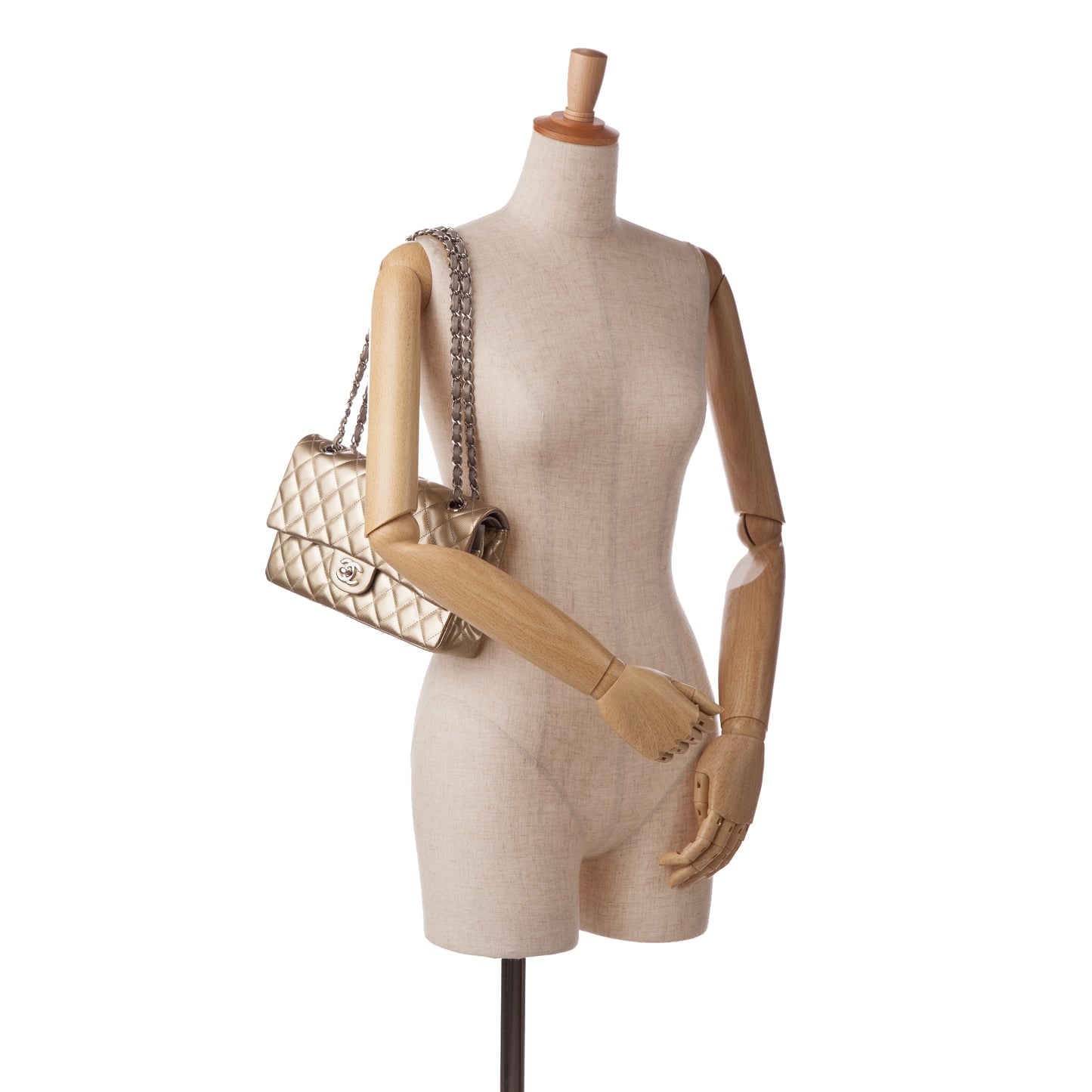 Medium Classic Patent Double Flap Image# 11