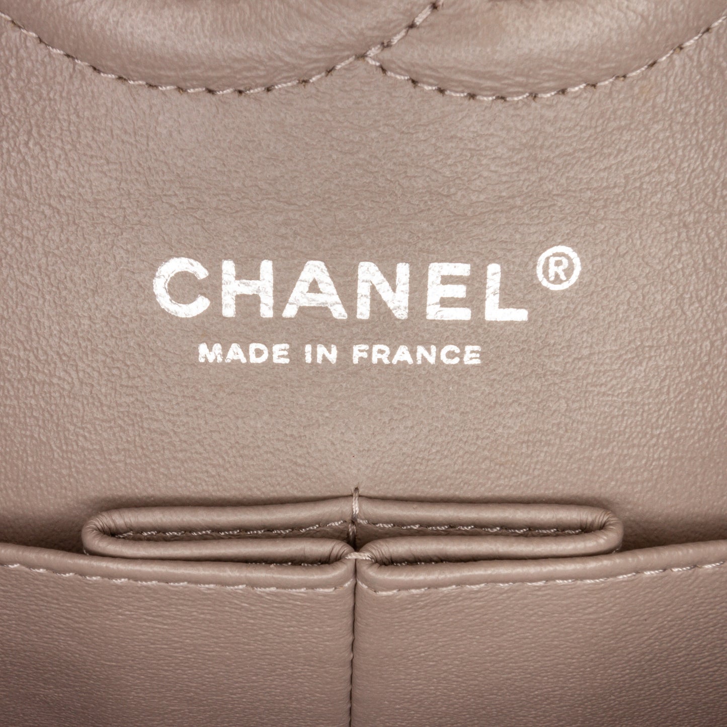 Medium Classic Patent Double Flap Image# 8