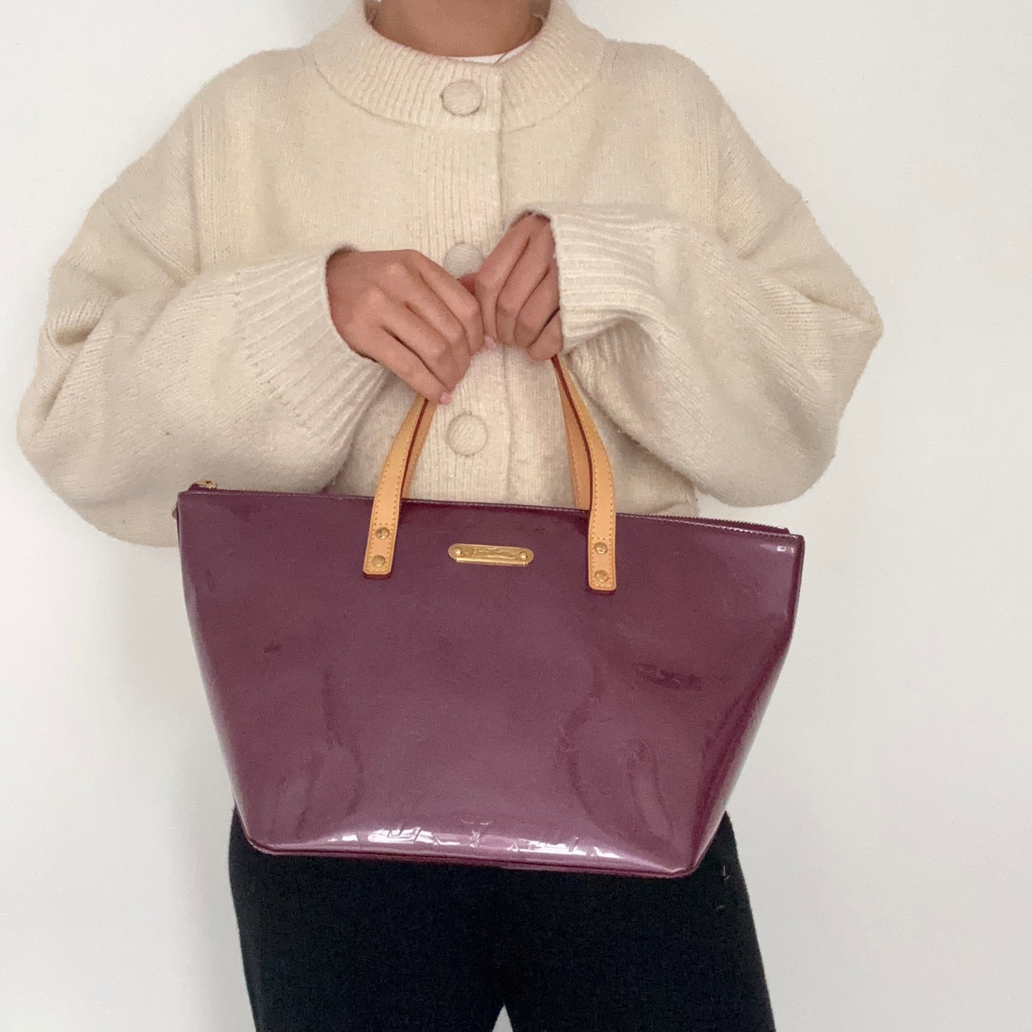 Louis Vuitton Bellevue PM Vernis Violet