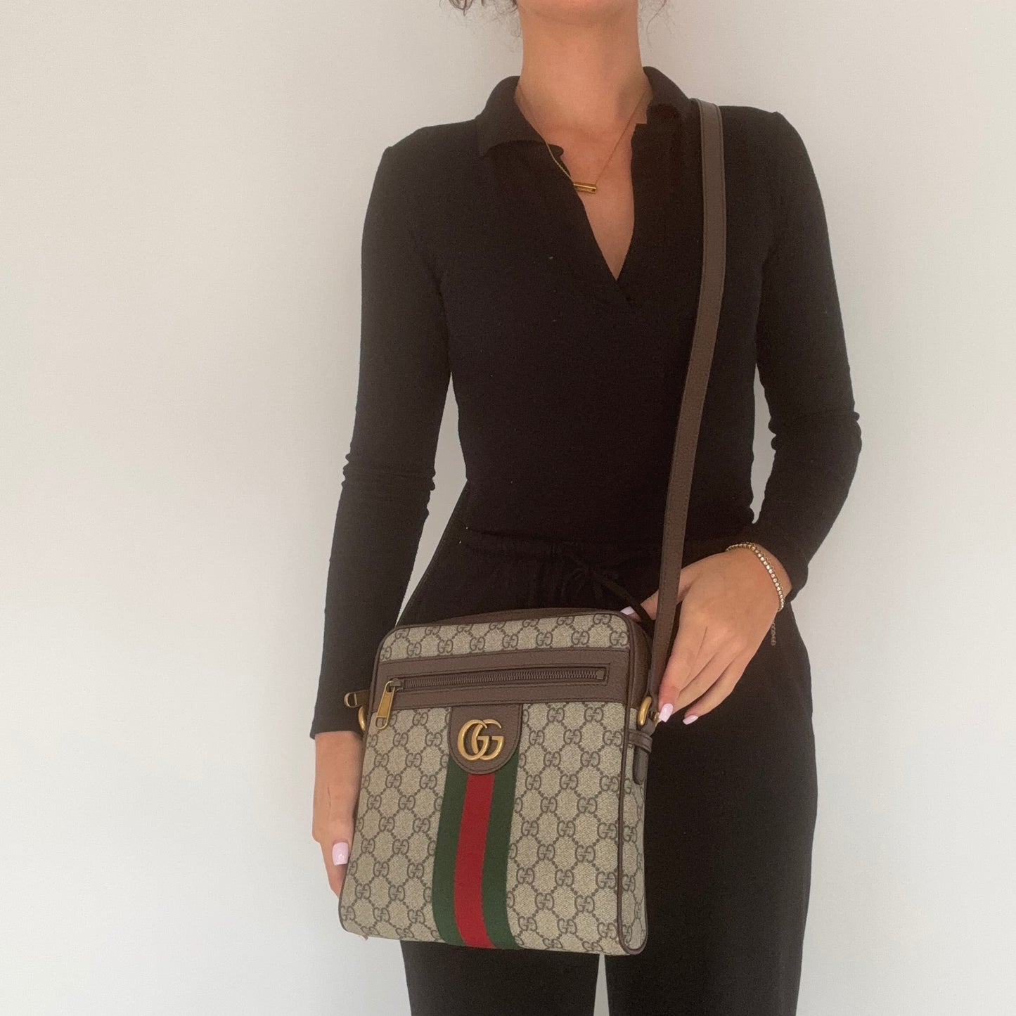 Gucci Ophidia GG Supreme Messenger Bag
