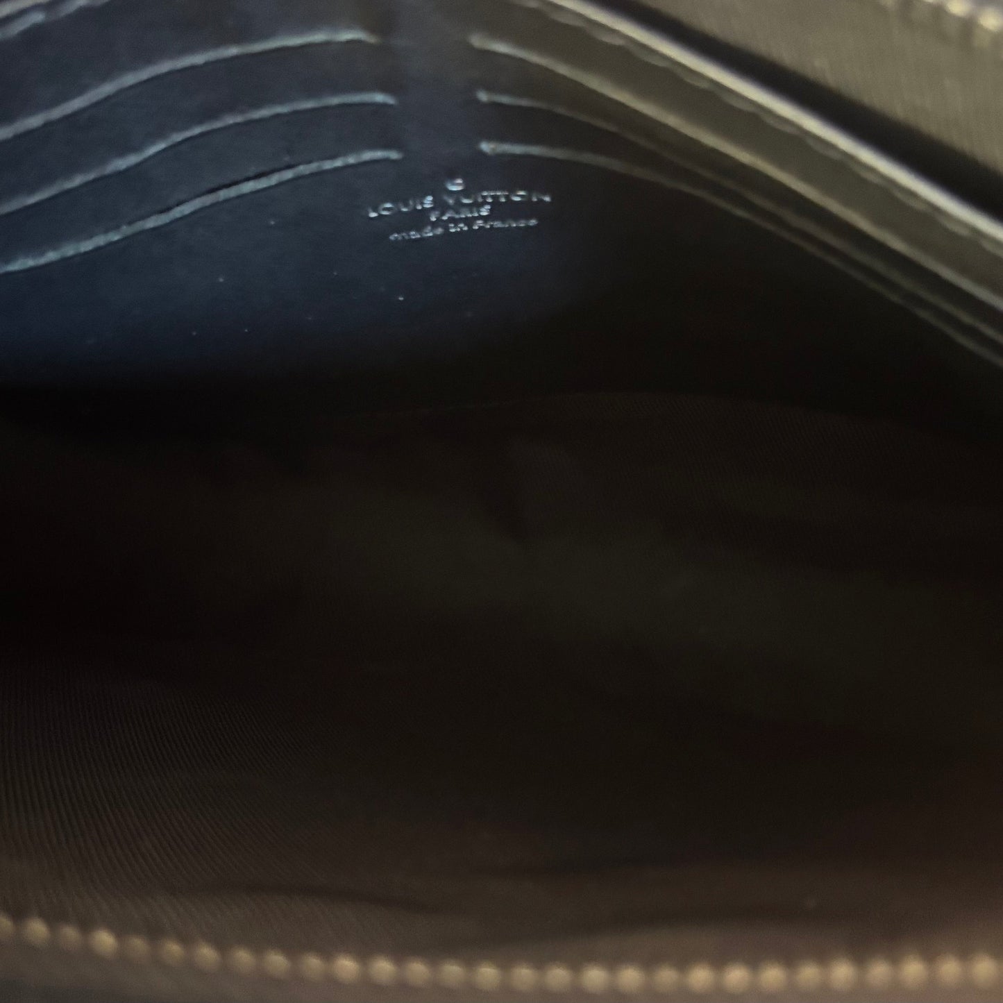 Louis Vuitton Voyage Pochette MM Mono Eclipse TA3280 - 2020