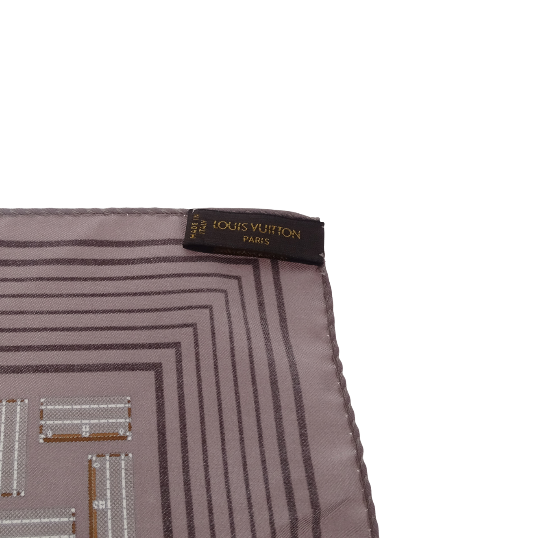 Louis Vuitton Les Decors Parisiens Au Vix Siecle 90cm Silk Scarf