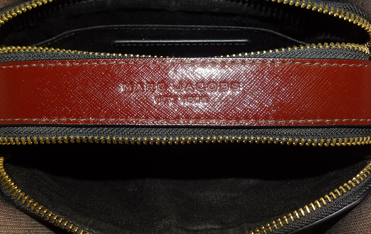 Marc Jacobs Snapshot Black/Red with 2x Logo Straps