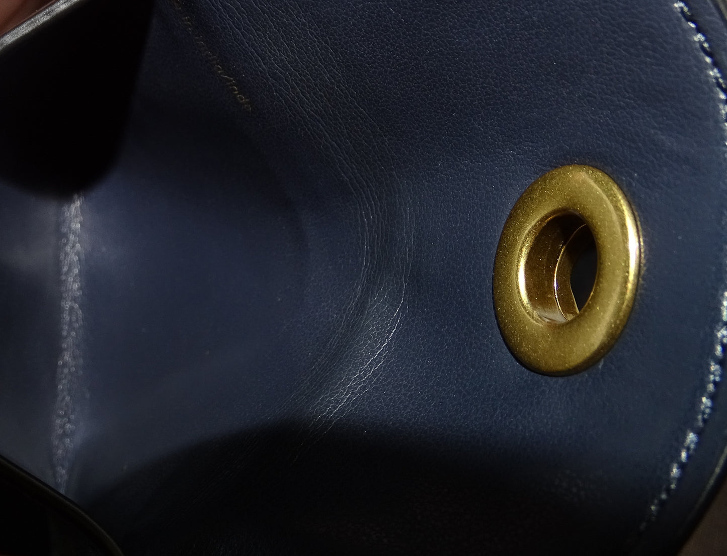 Coach Turnlock Card Wallet Burgundy/Navy