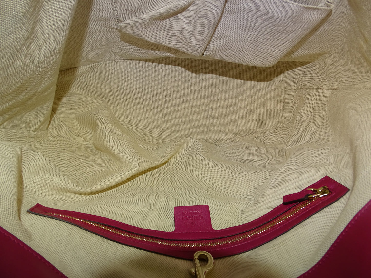 Gucci Microguccisima Magenta Tote