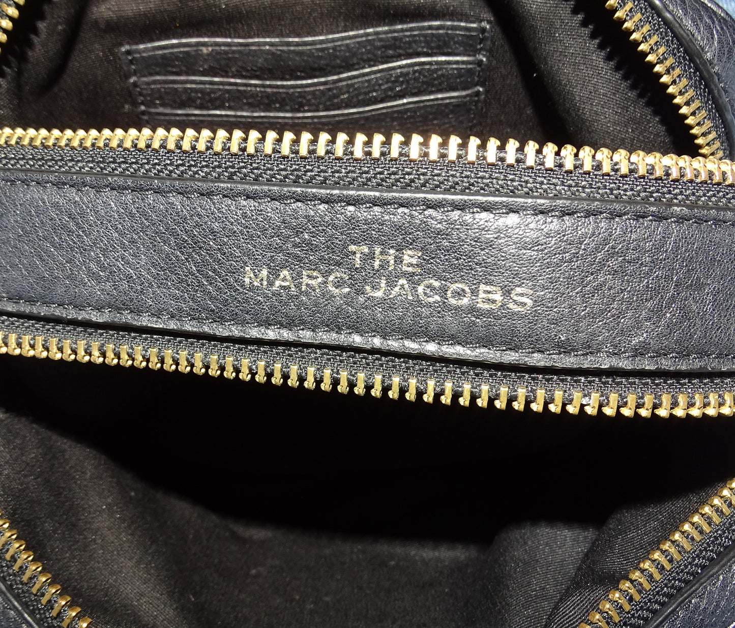 Marc Jacobs Softshot 21 Black GHW 2