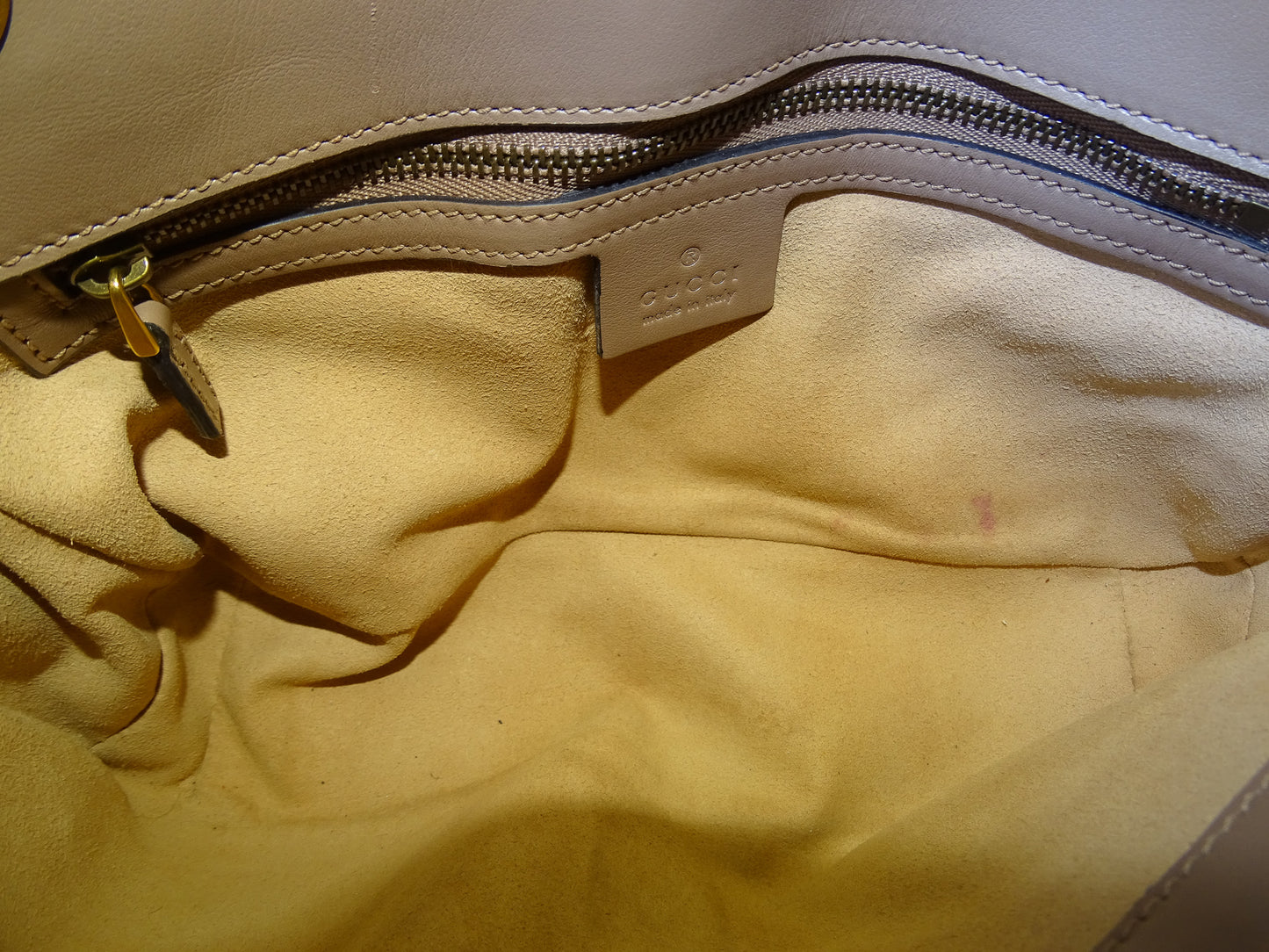 Sac porté épaule moyen Gucci Marmont rose poudré