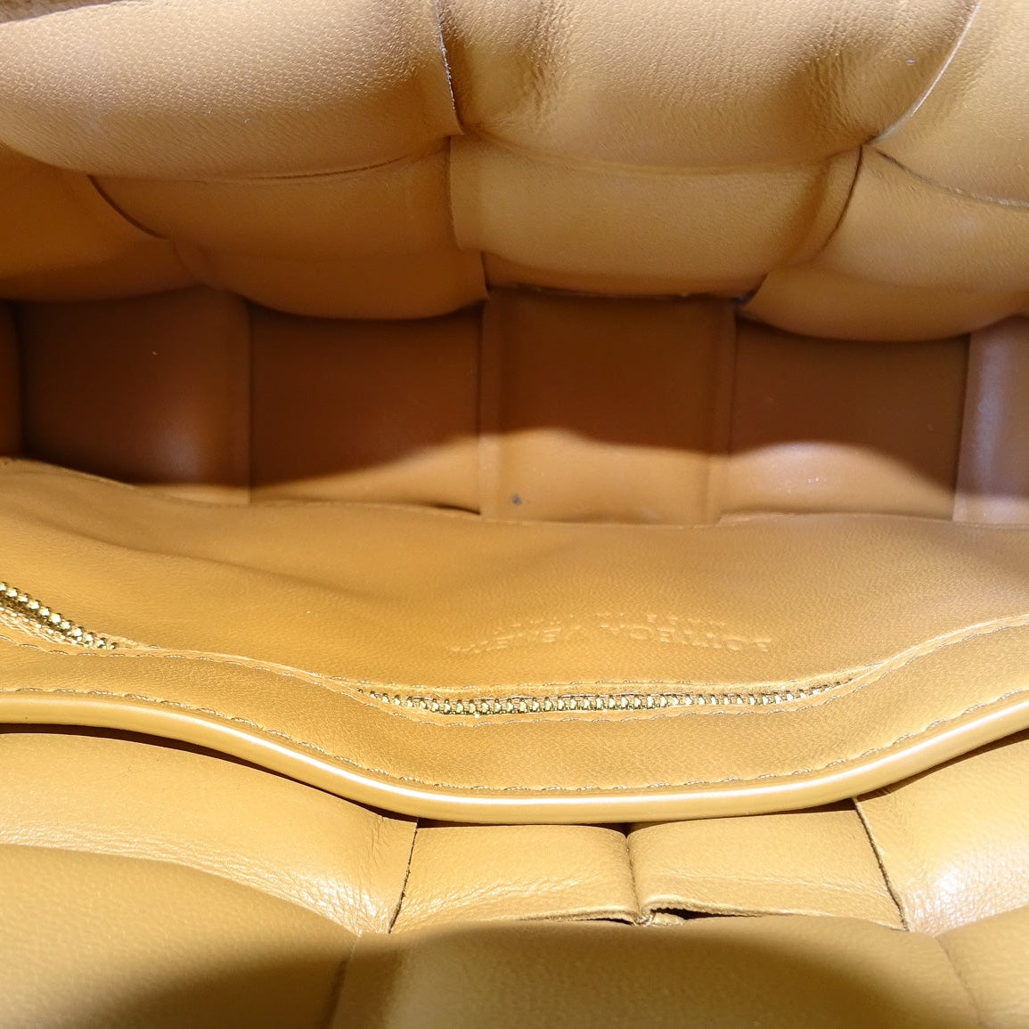 Bottega Veneta Clay Nappa Leather Maxi Weave Padded Cassette