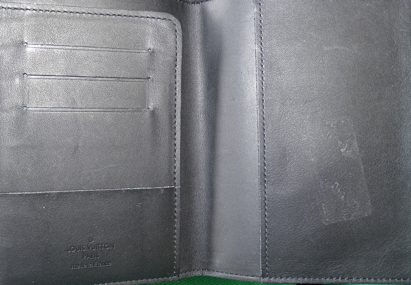 Louis Vuitton Damier Infini Passport Cover SP0183