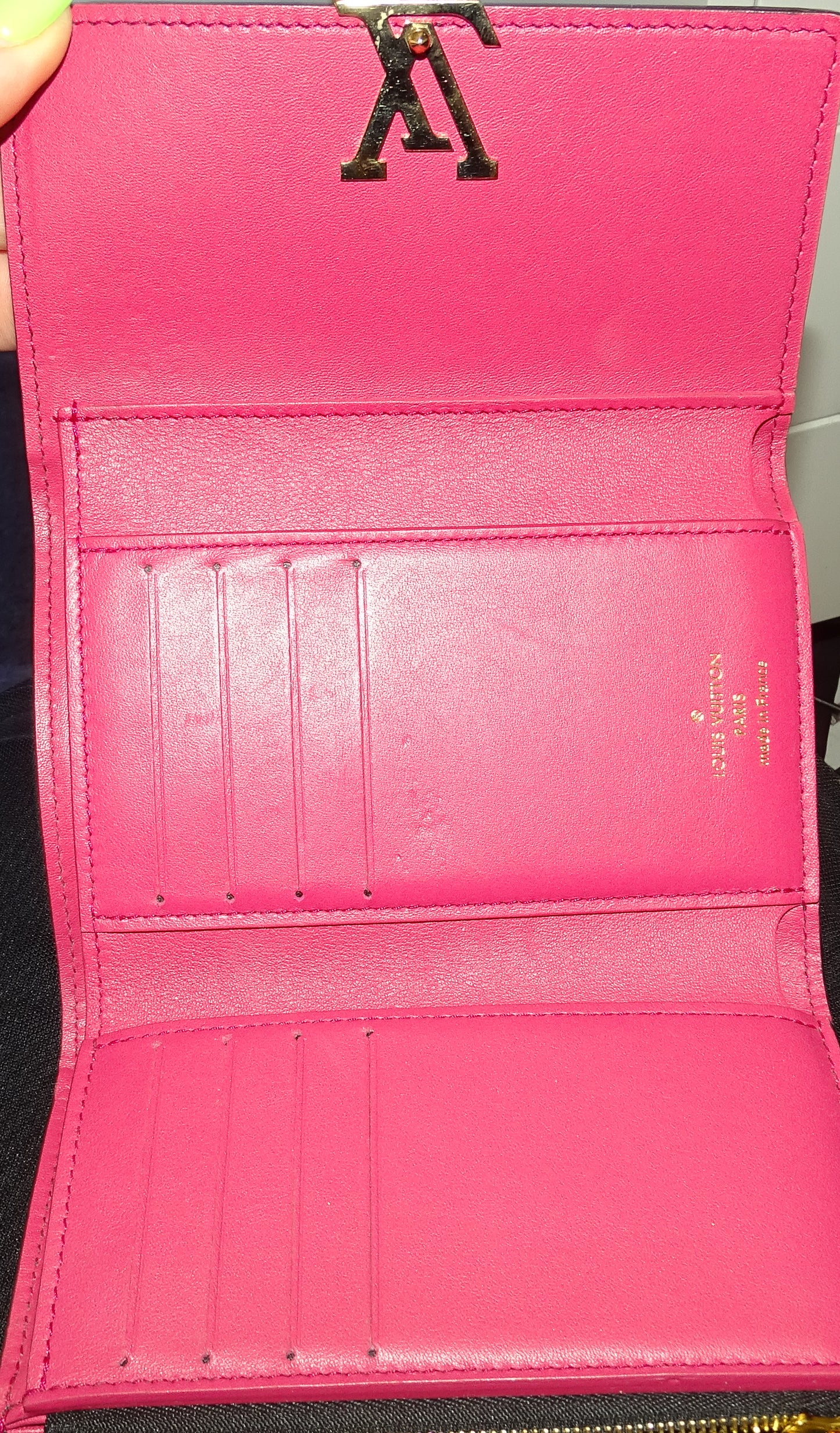 Portefeuille Capucines Louis Vuitton Noir et rose MI2178 - 2018