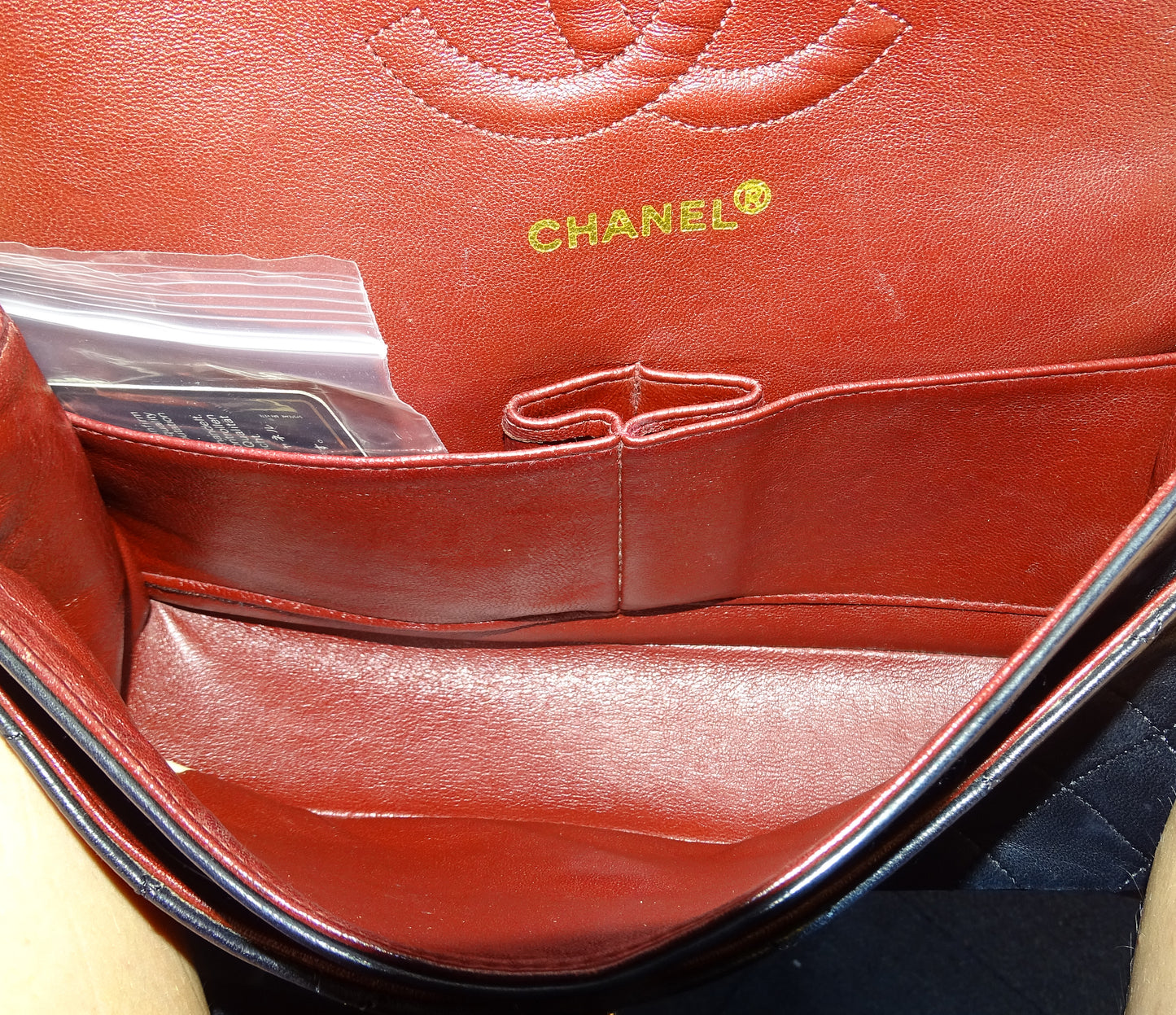Chanel Classic Double Flap Medium Black Lamb Gold HW 89/91