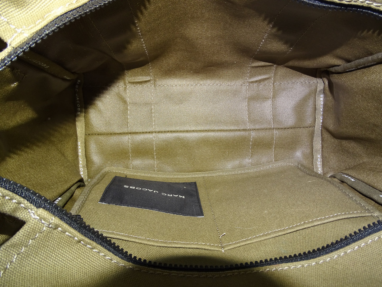 Marc Jacobs The Tote Bag Medium Khaki Canvas/Black Strap