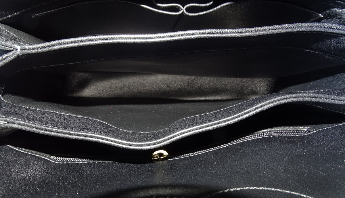 Chanel Trendy Medium Black With Gold Hardware 2019/20