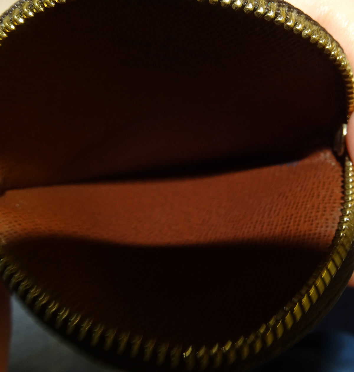 Louis Vuitton Round Coin Purse Monogram TA0166 - 2016
