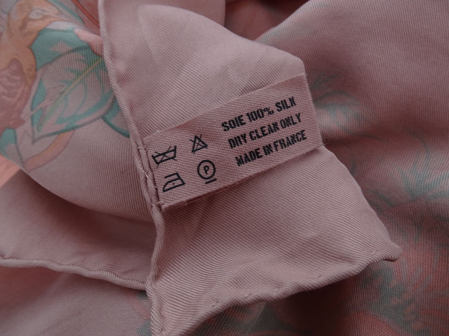 Hermes 100% Silk Jungle Love Surteint 90x90cm Scarf