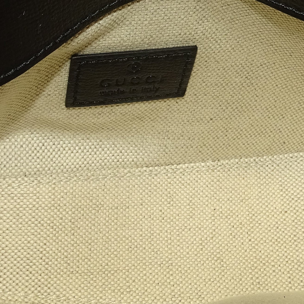 Gucci Mini Diagonal Horsebit en cuir noir avec chaîne (accastillage argenté)