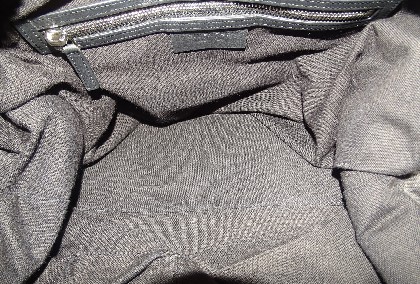 Givenchy Blck Cross Studded Detail Limited Edition Nighingale