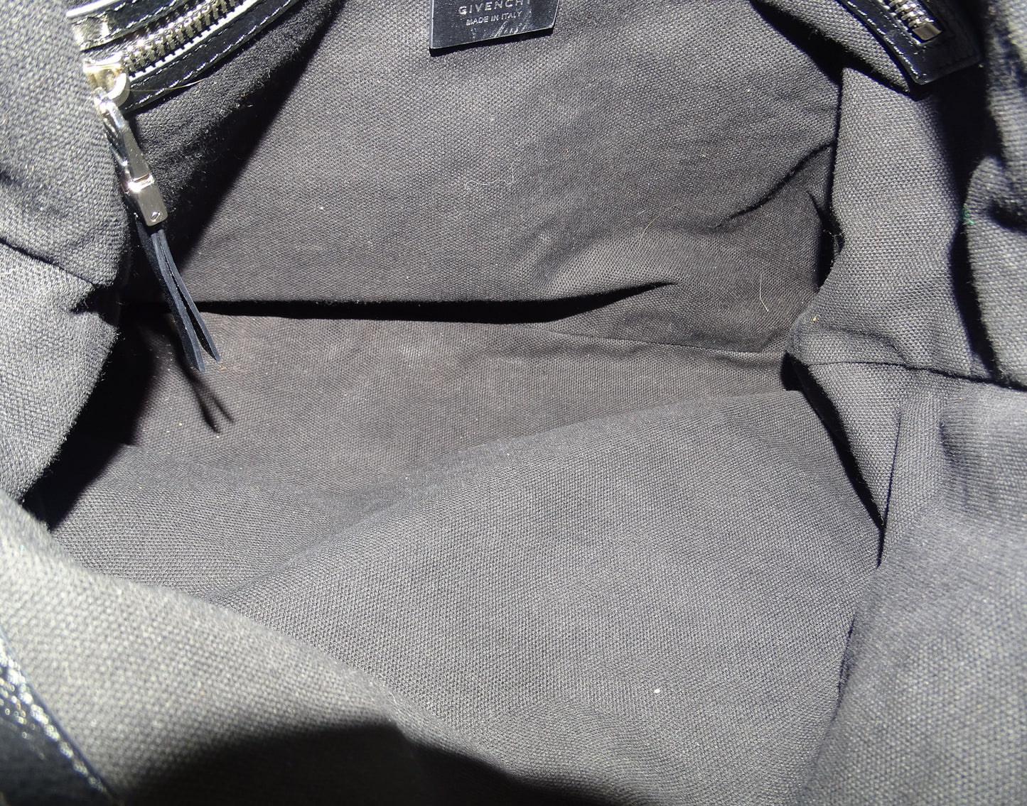 Givenchy Black Shoulder Bag With Mixed Hardware Yoyou Medium