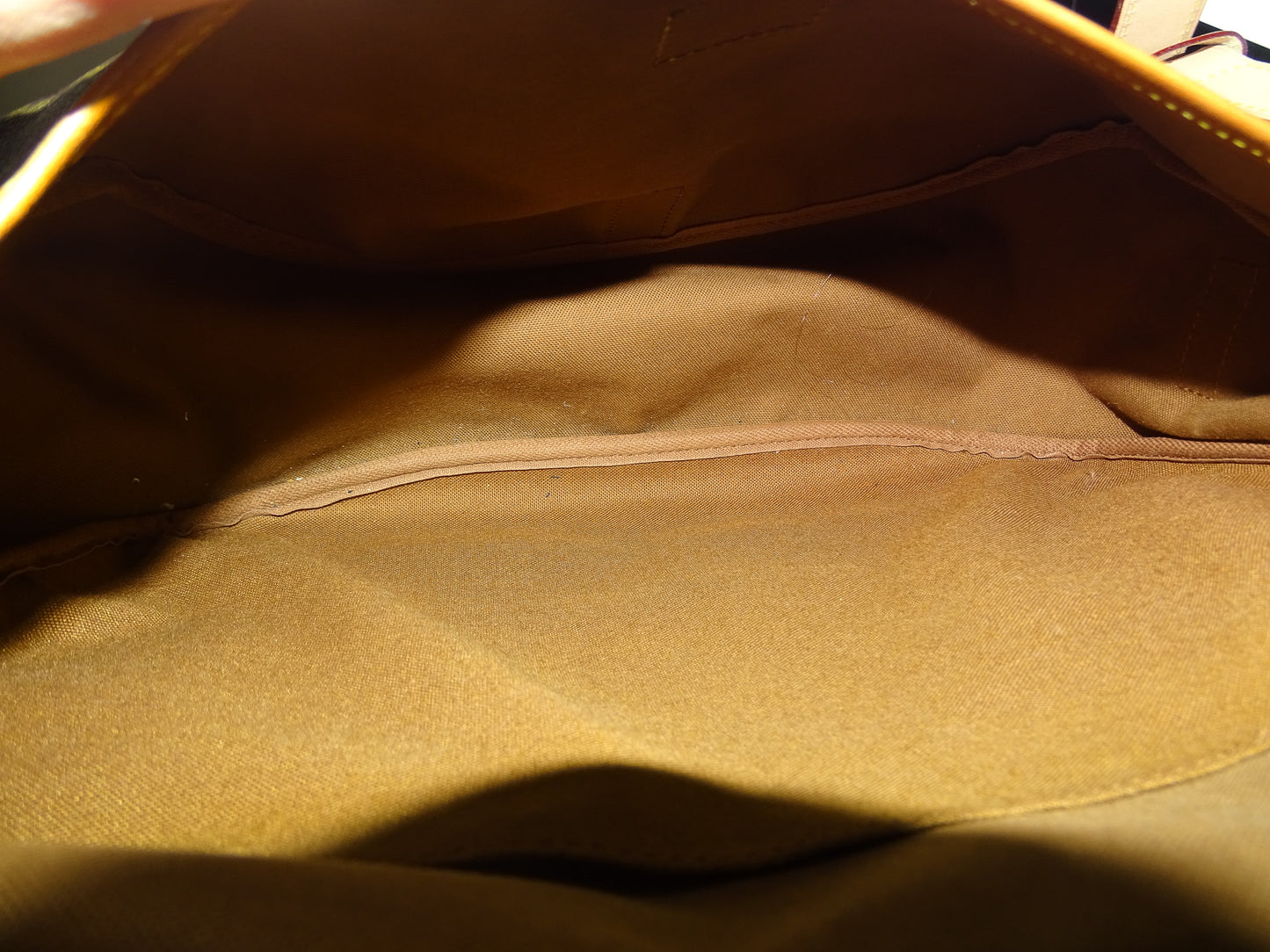 Louis Vuitton Samur 35 Vintage Monogram AR0994 (New Strap Added By LV)