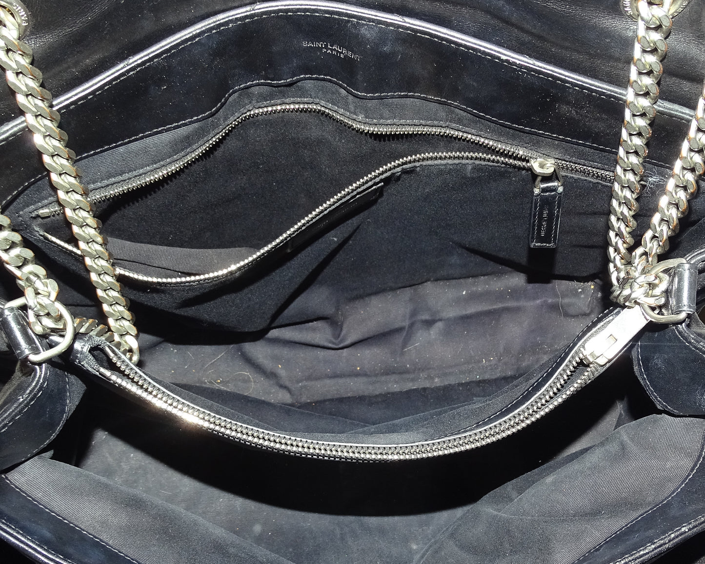 Saint Laurent Black Chevron Leather Large Loulou