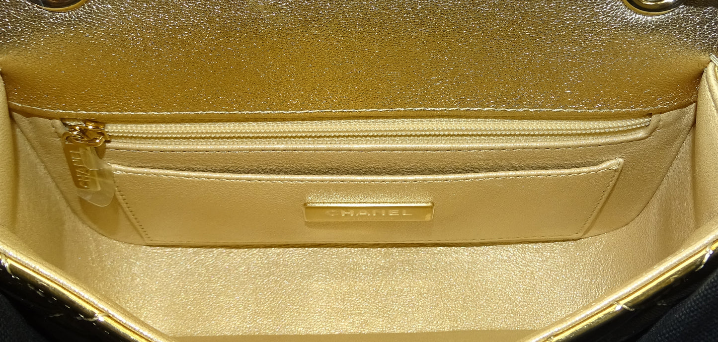 Chanel Mini Flap Bag in Mirrored Calf with Star Coin Purse in Metallic Calf 2024