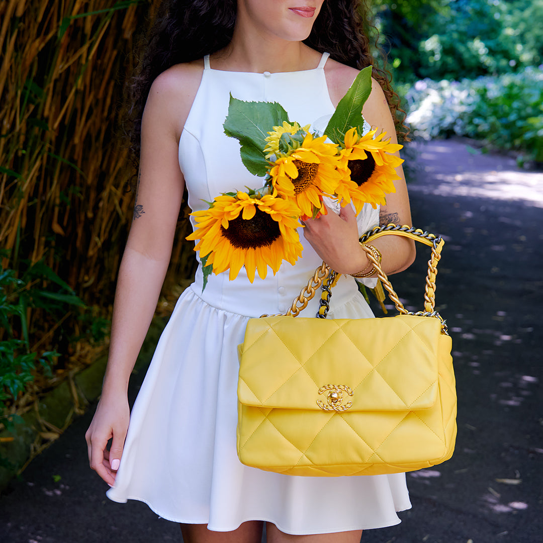 Chanel 19 Large Yellow Lambskin (NFID)