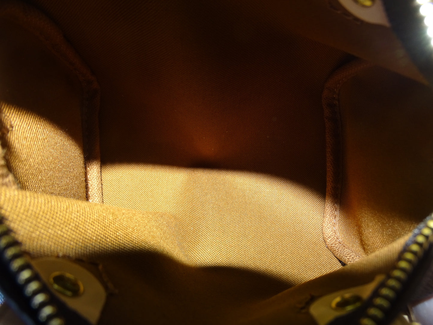 Louis Vuitton Nano Speedy Monogram TY3270