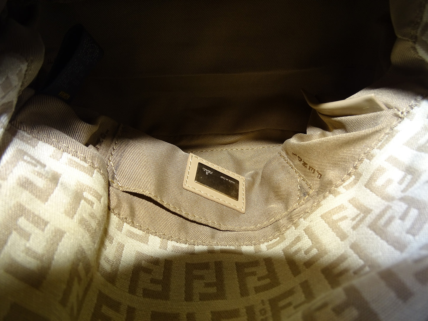 Fendi Baguette Mini Beige Mini Zucchino