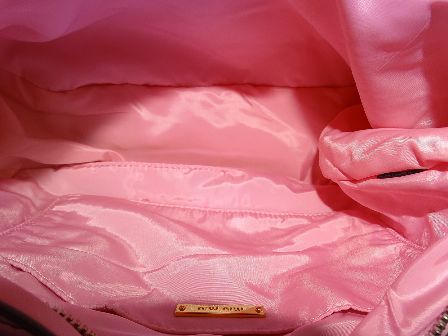 Miu Miu Wander Hobo Bag Pink Matelassé Regenerated Nylon