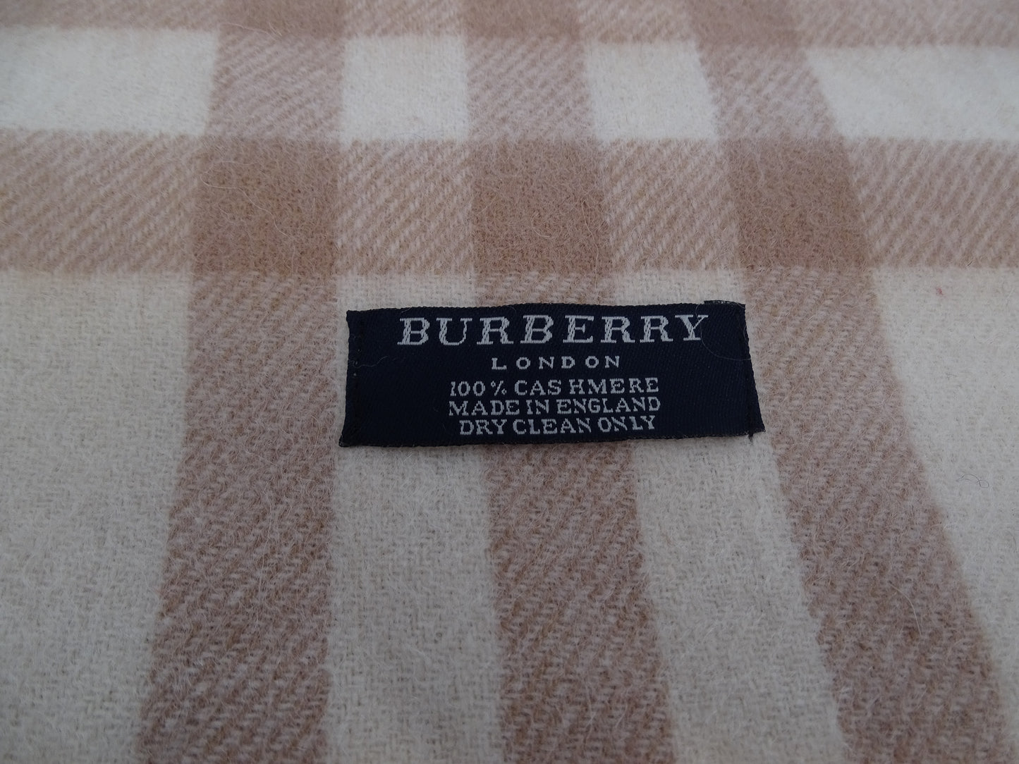 Burberry Cashmere Scarf Vintage Ivory & Beige Check