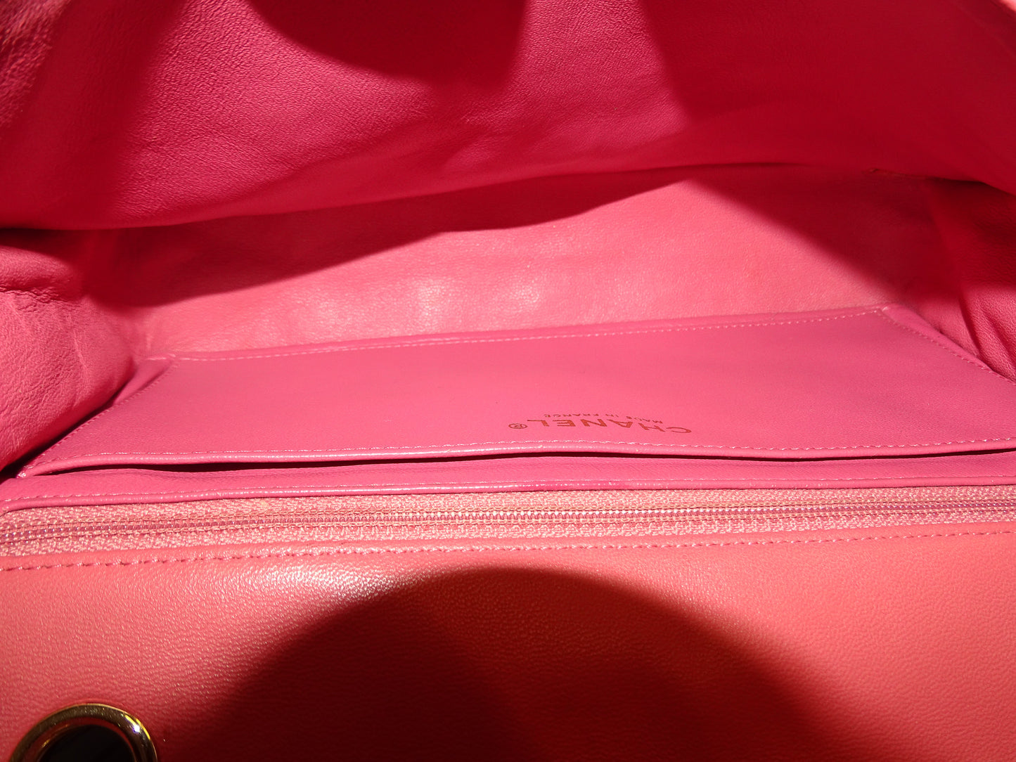 Chanel Classic Single Flap Medium Valentine Charms Pink Lambskin GHW