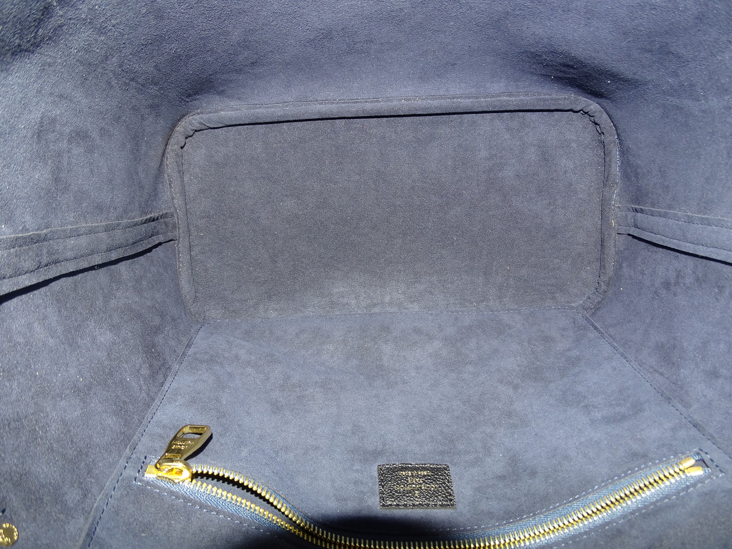 Louis Vuitton Neverfull MM Noir Empreinte Monogram NFID