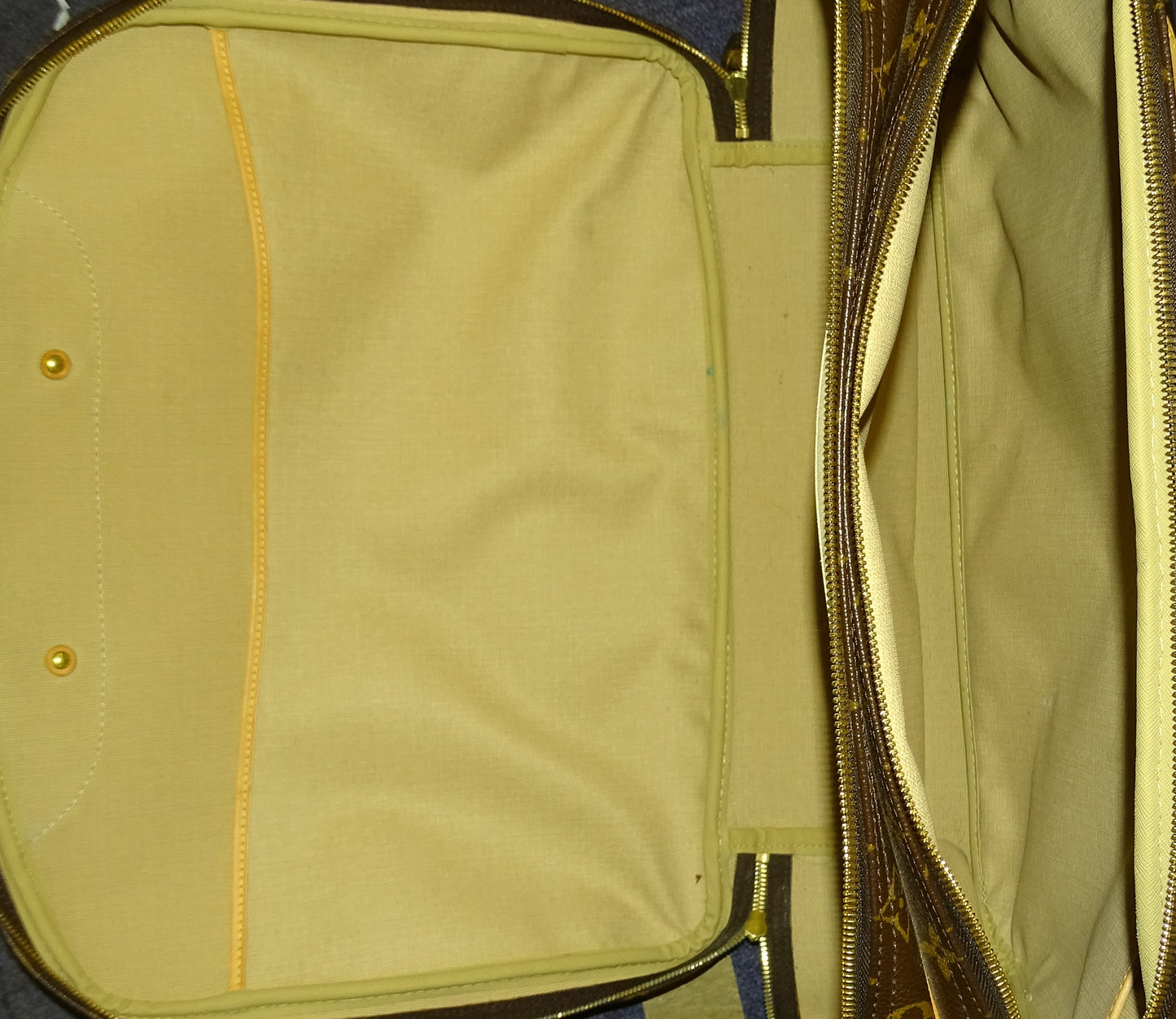 Louis Vuitton Alize Luggage 24H Vintage (Smaller Size)