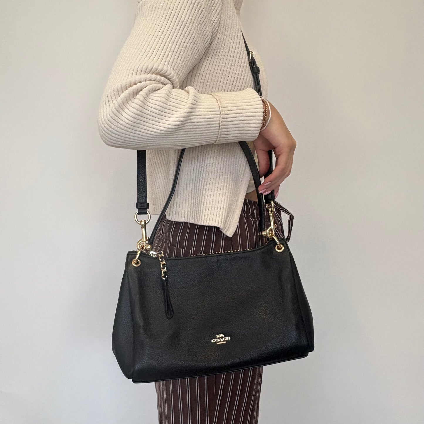 Coach Mia Shoulder Bag Black Grained Leather With Strap GH