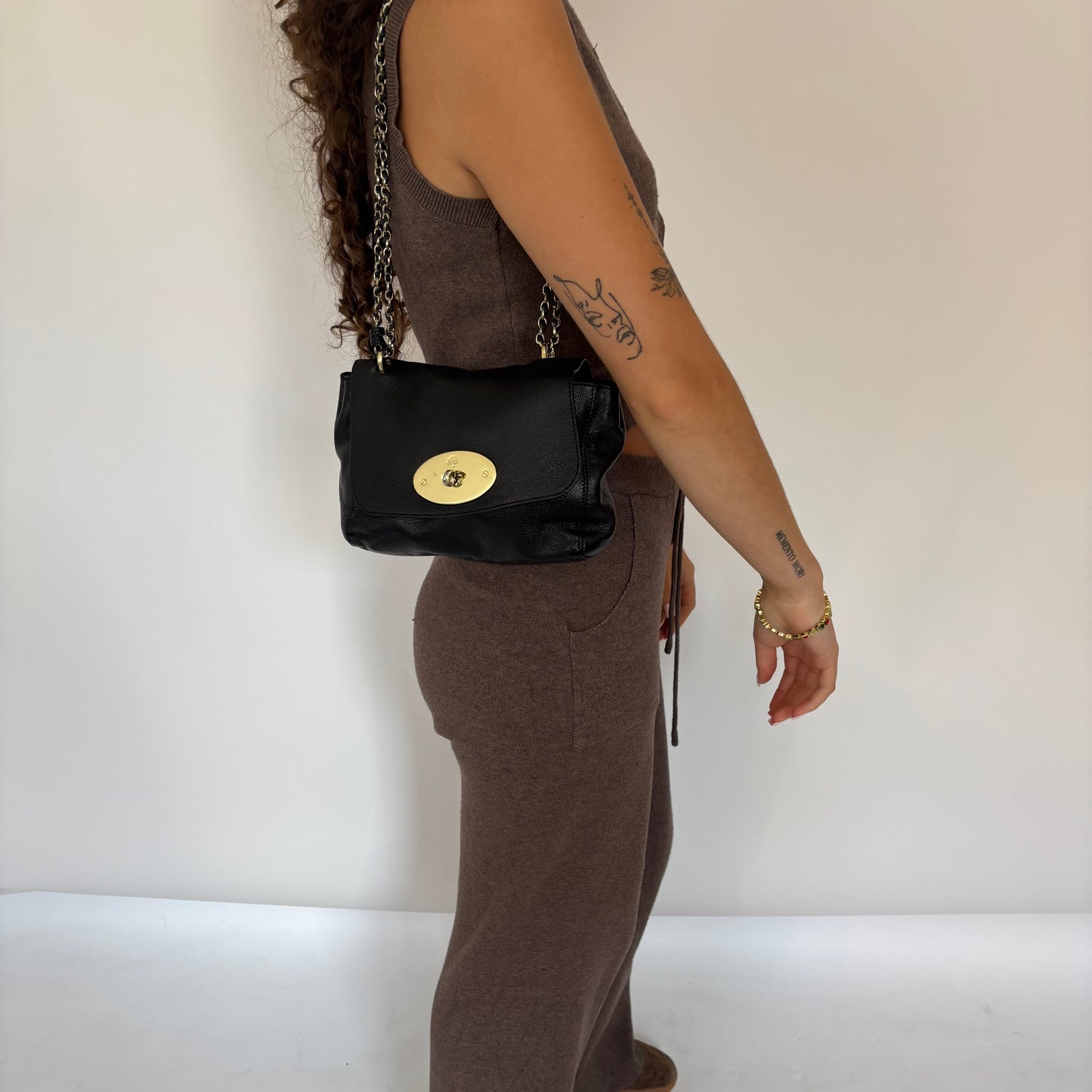 Mulberry Regular Black Lily NVT With Gold Hardware