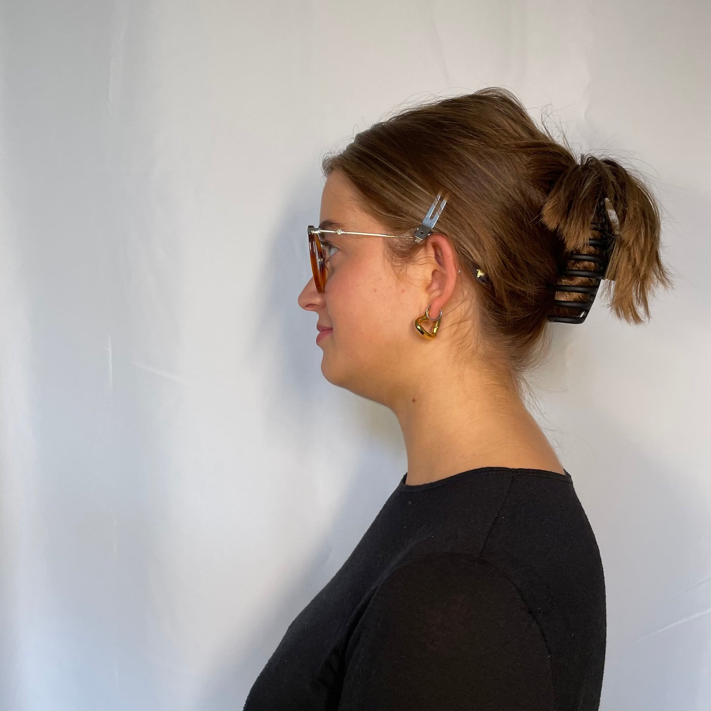 Gucci round tortoise shell gold arm glasses GG0109O
