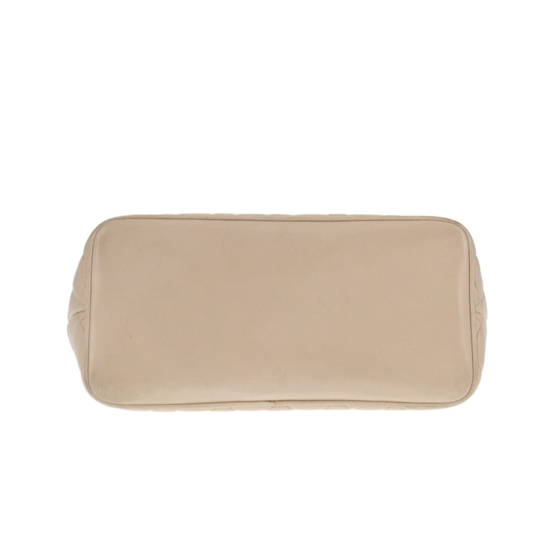 Chanel Vintage Caviar Ivory Medallion Tote