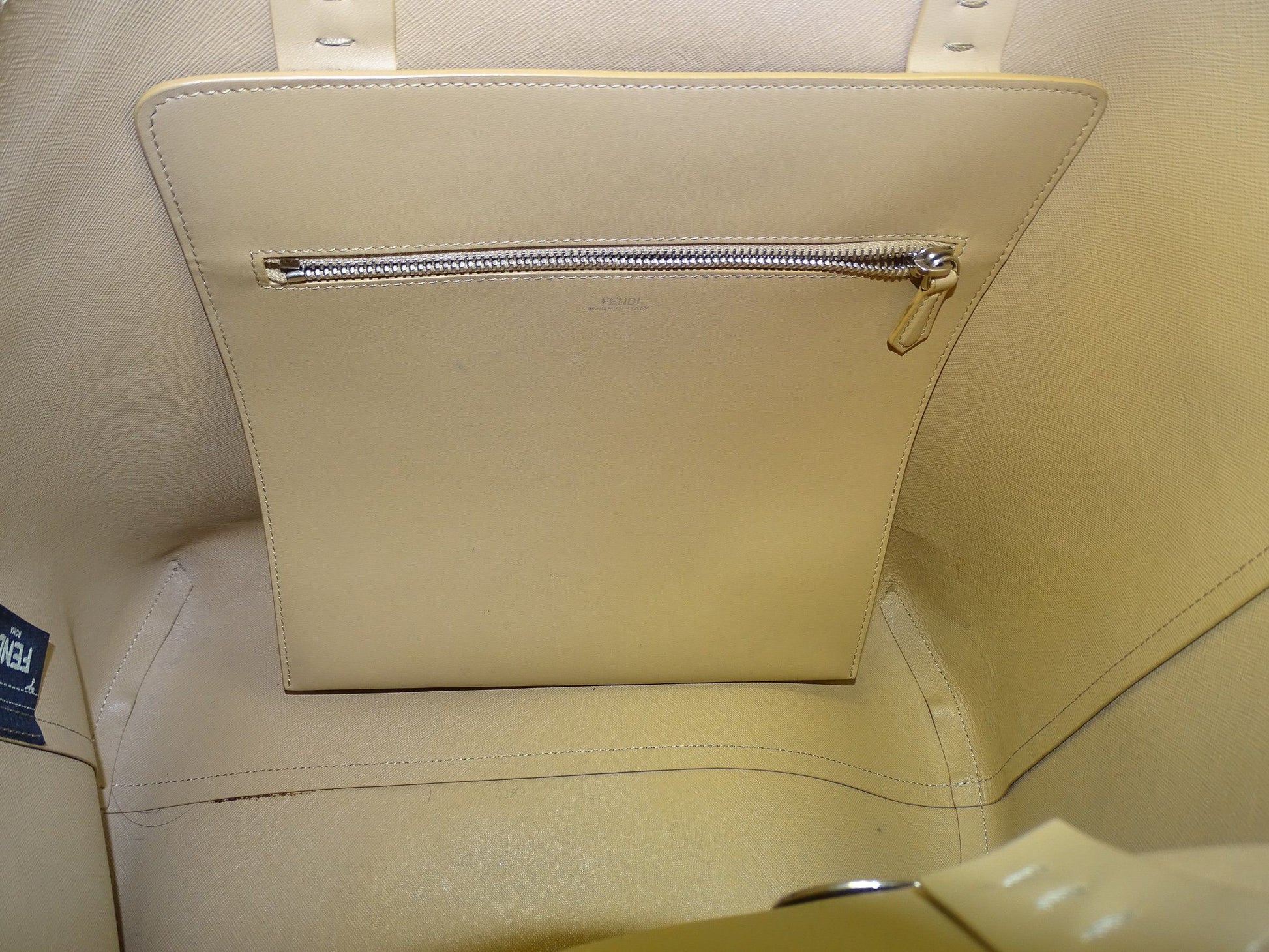 Fendi Beige Smooth Leather Hypnoteyes Shopping Tote Bags Fendi