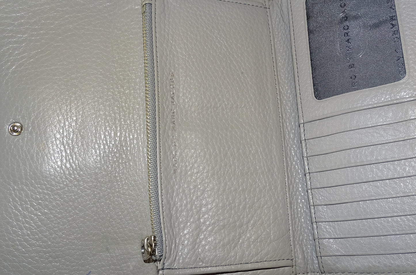 Marc Jacobs Grey Too Hot To Handle Long Trifold Wallet